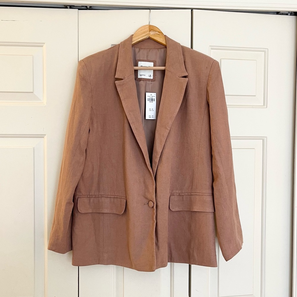 NWT Linen Blend Abercrombie and Fitch Blazer